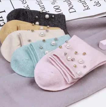 2017 m. rudens/žiemos naujas moterų kojinės aukštos kokybės originalaus dizaino rankų pearl duobute medvilnės kojinės moterims, dovanų kojinių 5 spalvų