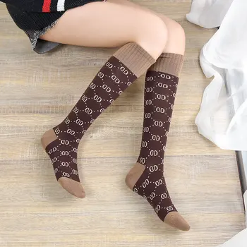 Pavasarį naują produktą ins grynųjų įžymybė kelio ilgis moterų krūva krūva kojinių mados visas rungtynes, blauzdos medvilnės moterų kojinės